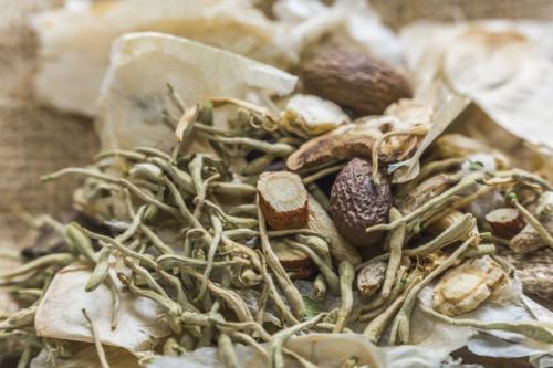 执业药师考试推迟吗